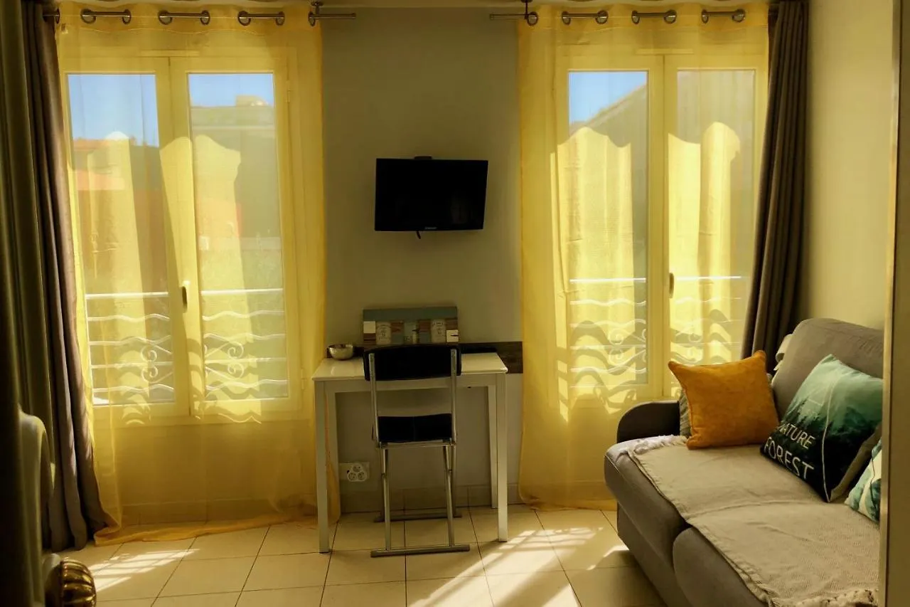 Studios Cenac Riviera No 5 - Massena Nice